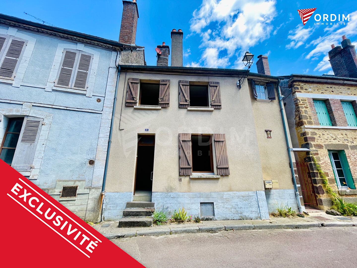 **Maison de Village au Coeur du Centre Historique**