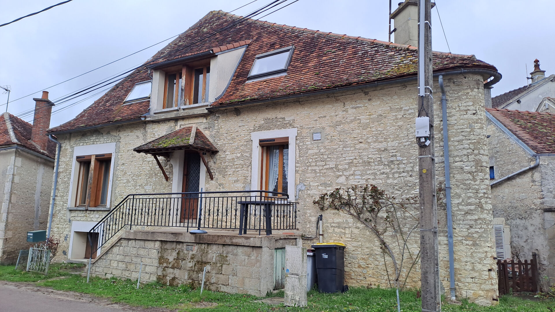Maison Epineuil 4 pièce(s) 133.50 m2