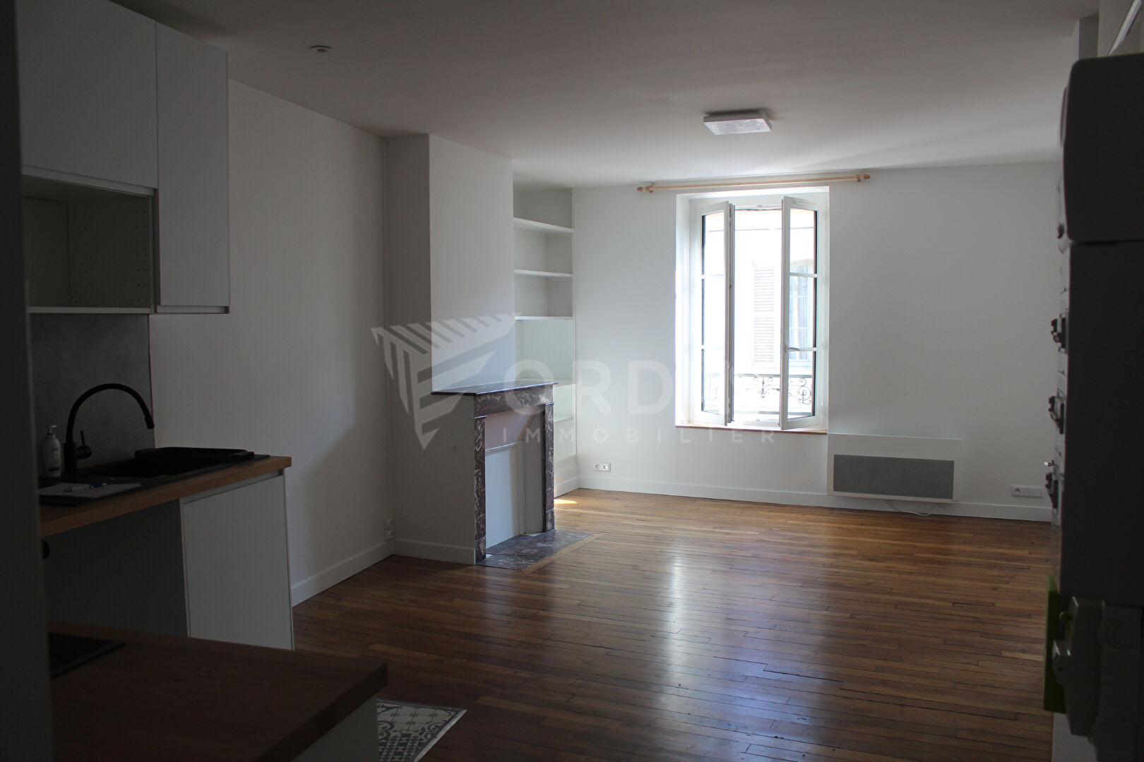 Photo AUXERRE, bel appartement F3 refait entièrement à neuf image 2/6