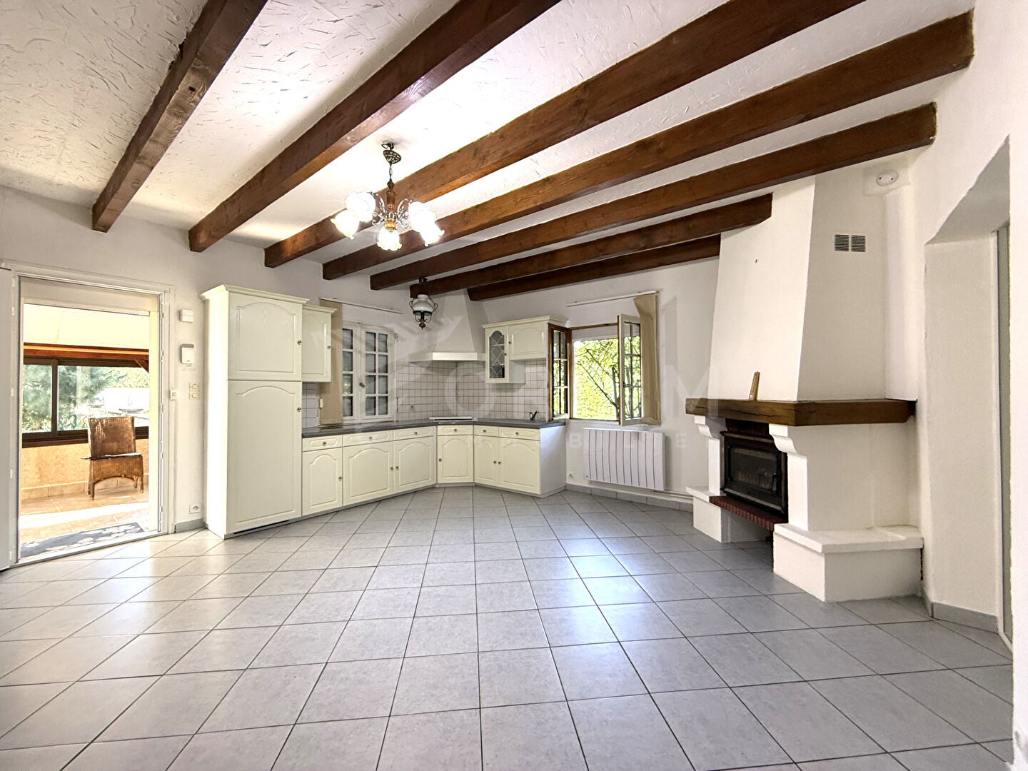 Photo Pouilly -Sur -Loire - Maison 4 pièces - 2 chambres- Dépendance- Terrain de 934 m² image 6/6
