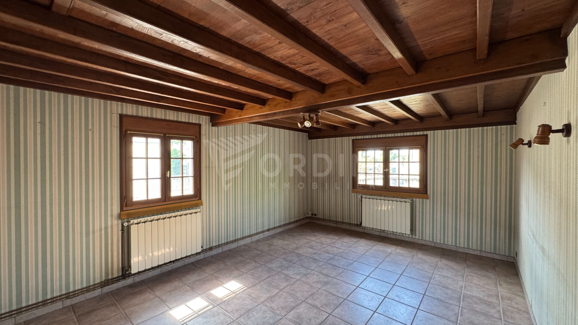 Photo NEVERS maison ancienne 2 chambres, garage sur terrain de 924 m² image 5/6