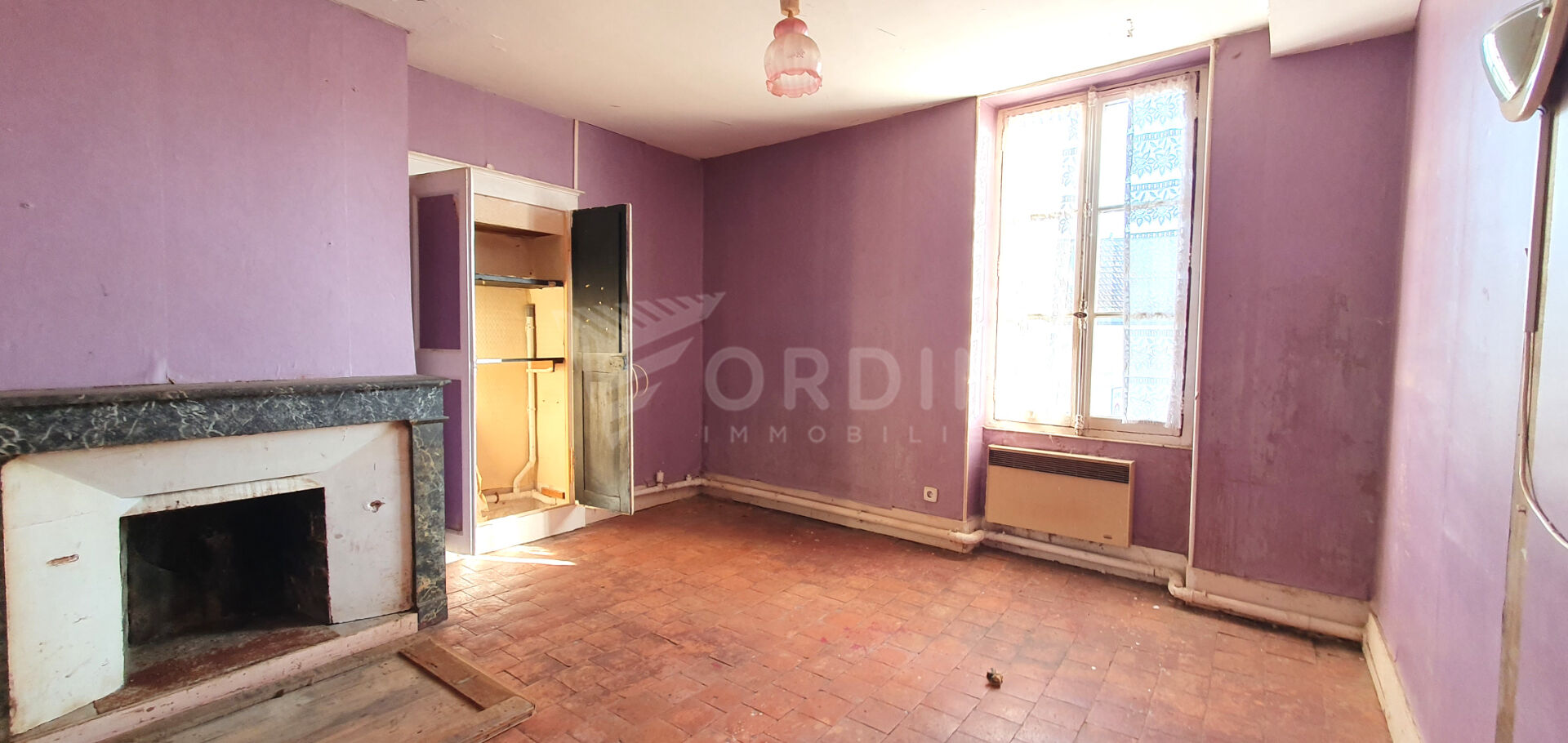 Photo Léré  (18240)  Maison avec deux  appartements - 5 pièces - 3 chambres - Terrain 245 m². image 3/6
