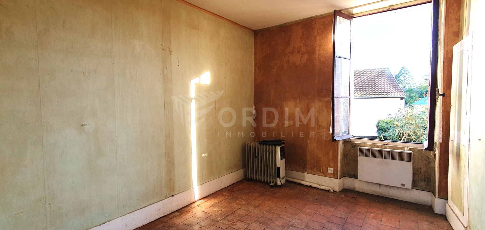 Photo Léré  (18240)  Maison avec deux  appartements - 5 pièces - 3 chambres - Terrain 245 m². image 5/6
