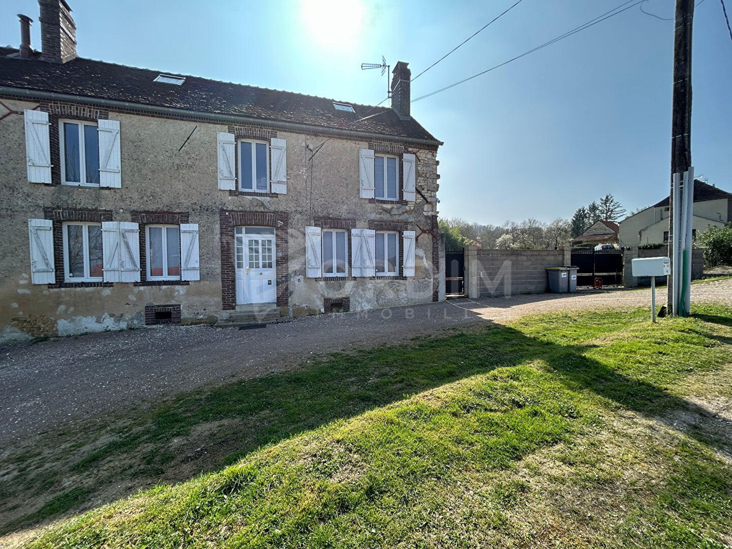 Photo Jolie maison rénovée proche Toucy image 1/6