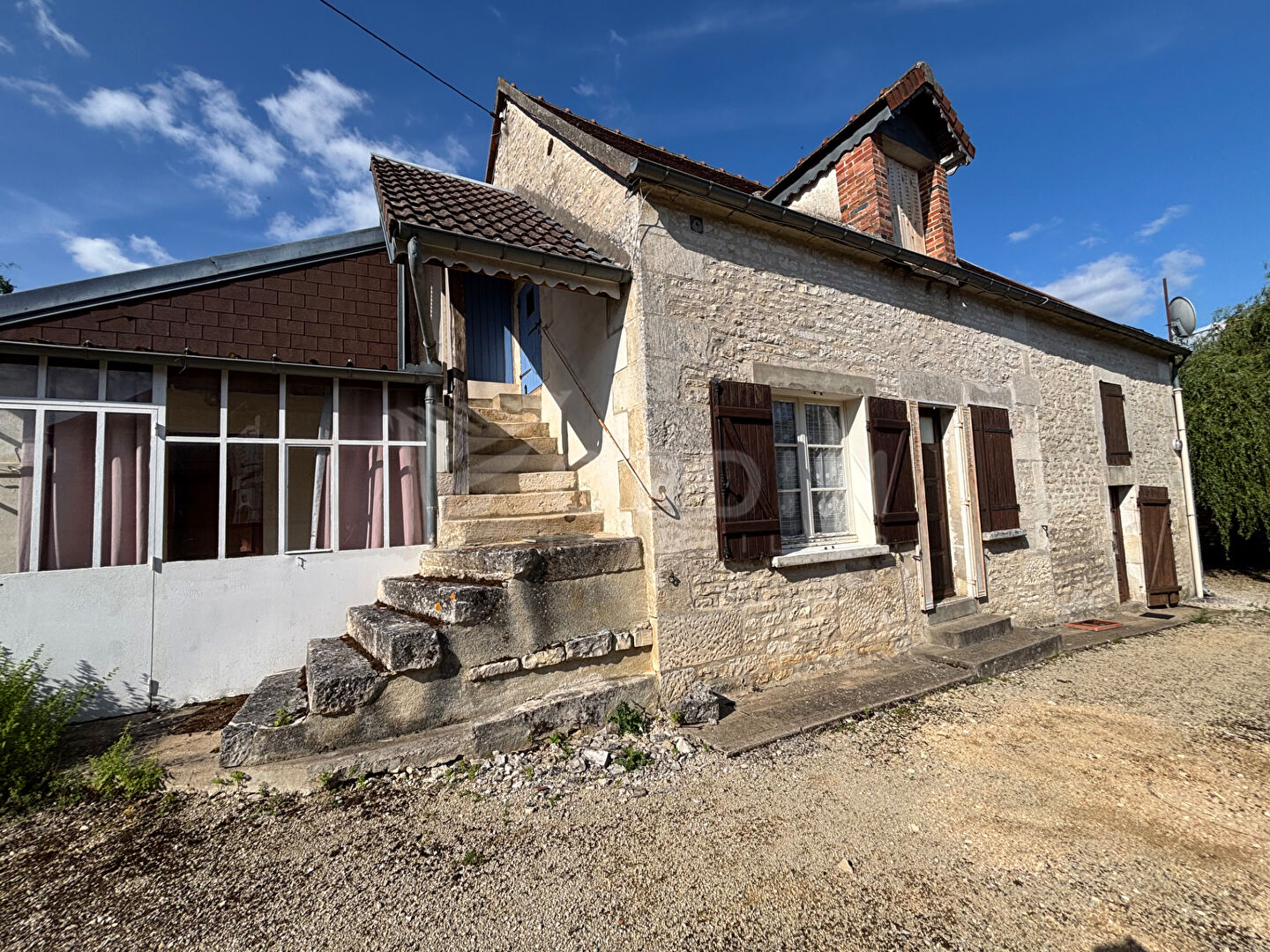 Maison Tonnerre LES MULOTS