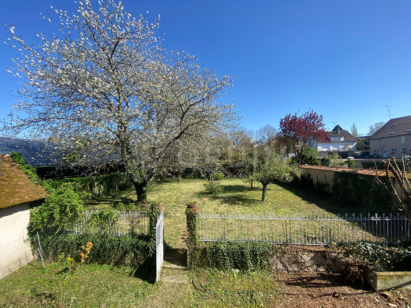 Photo Maison de caractère - Centre bourg Champignelles image 3/6
