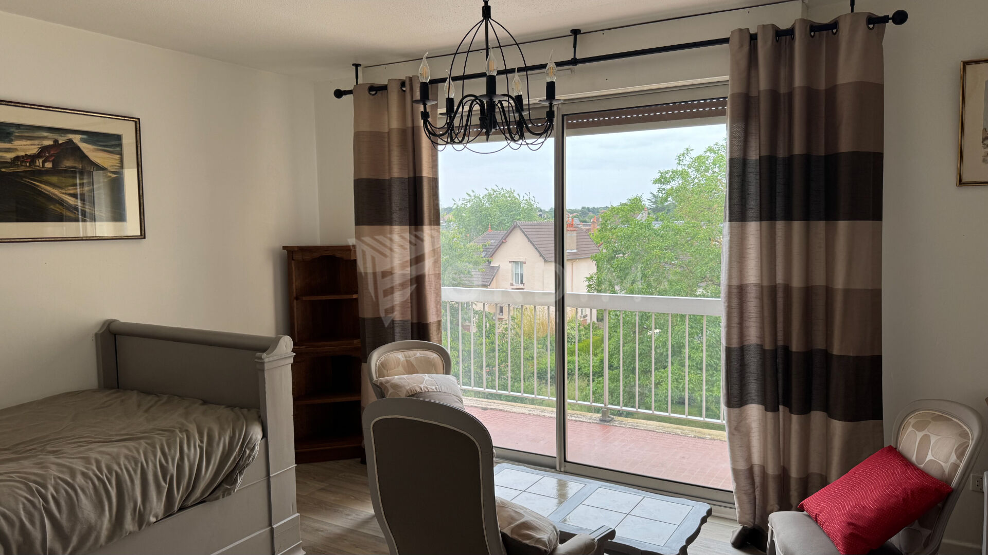 Photo COSNE SUR LOIRE, Bel appartement dans résidence calme et sécurisée. image 5/6