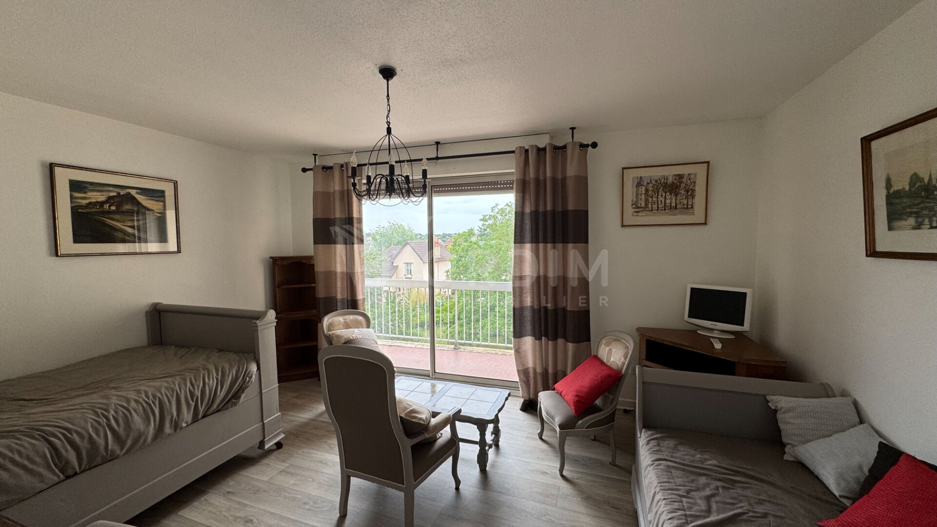 Photo COSNE SUR LOIRE, Bel appartement dans résidence calme et sécurisée. image 6/6