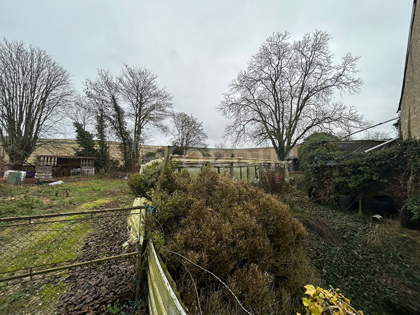 Photo Maison de caractère avec grande dépendance image 3/6