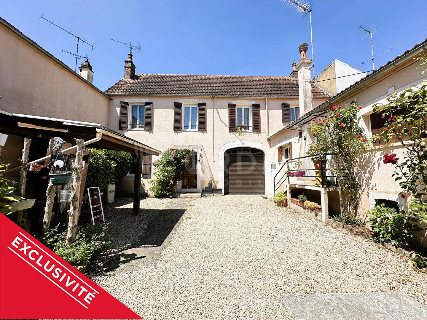 Photo EXCLUSIVITE JOIGNY image 1/6