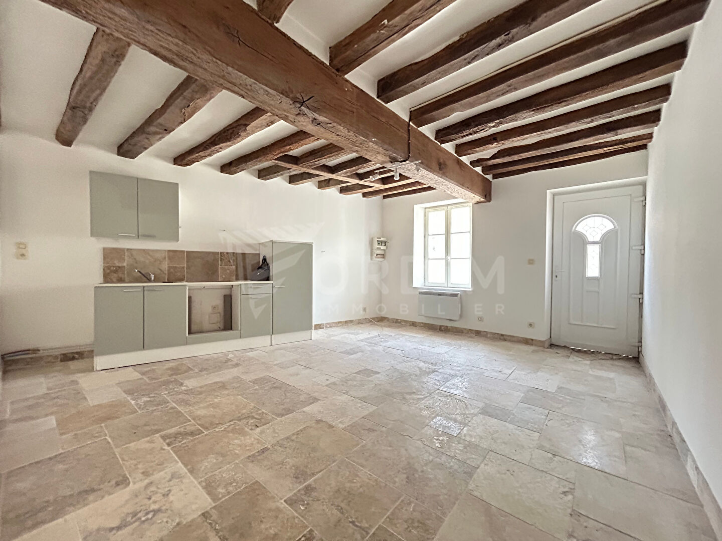 Photo Immeuble de rapport Toucy - 5 lots - forte rentabilité image 3/6