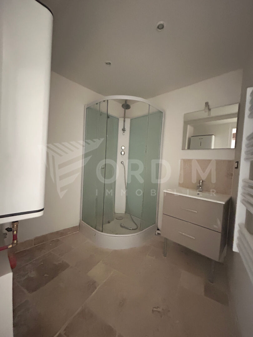 Photo Immeuble de rapport Toucy - 5 lots - forte rentabilité image 5/6