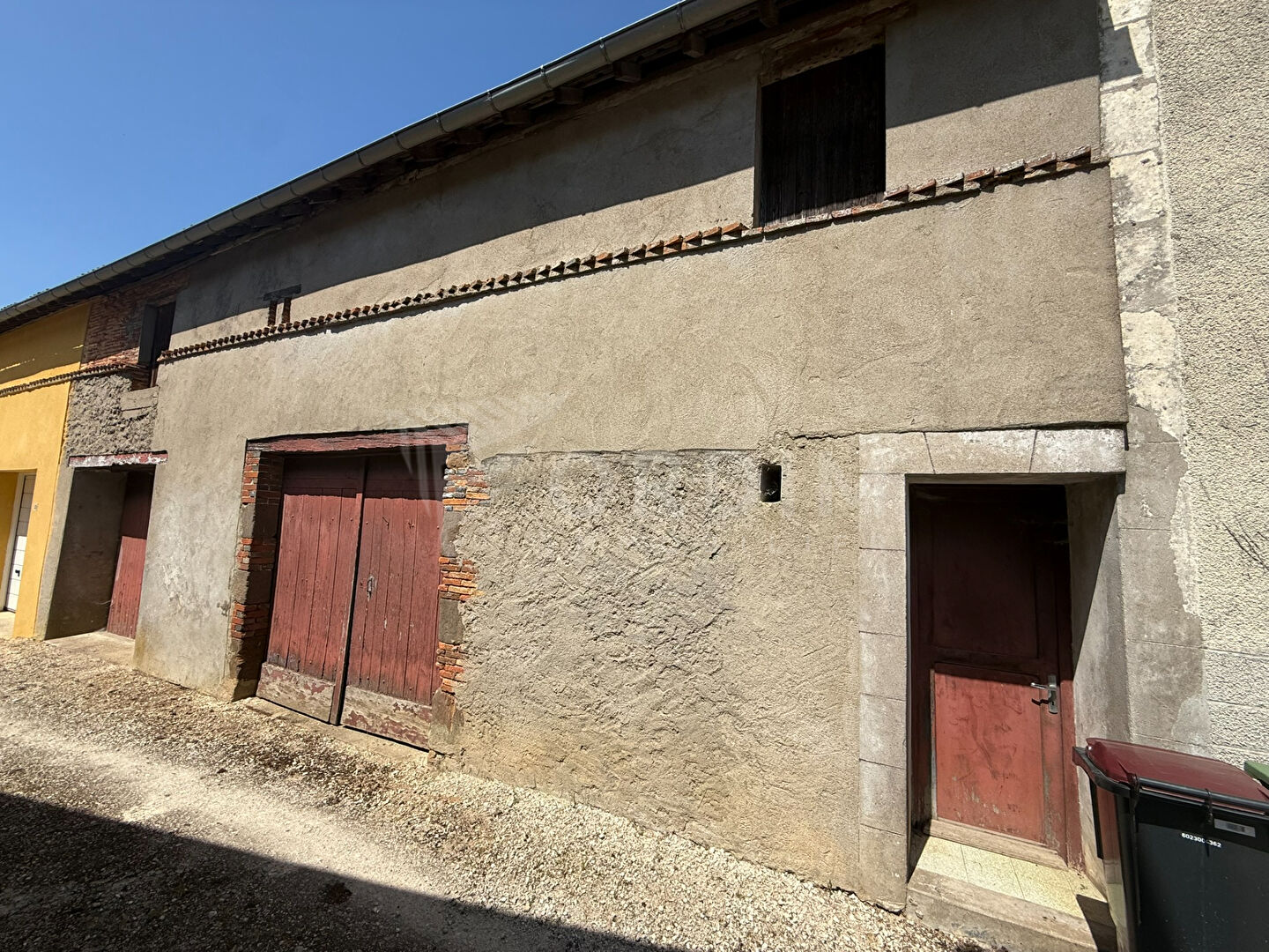 Photo Immeuble de rapport - SAINT SAUVEUR EN PUISAYE image 5/6