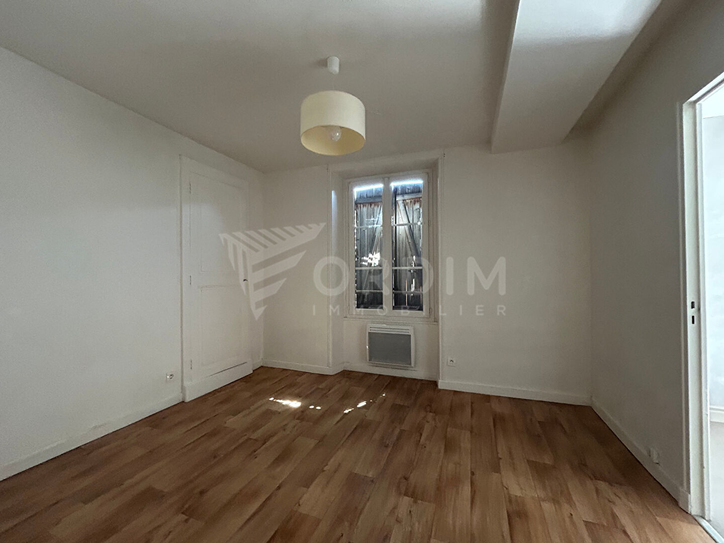Photo Immeuble de rapport - TOUCY CENTRE - appartements + local commercial image 5/6