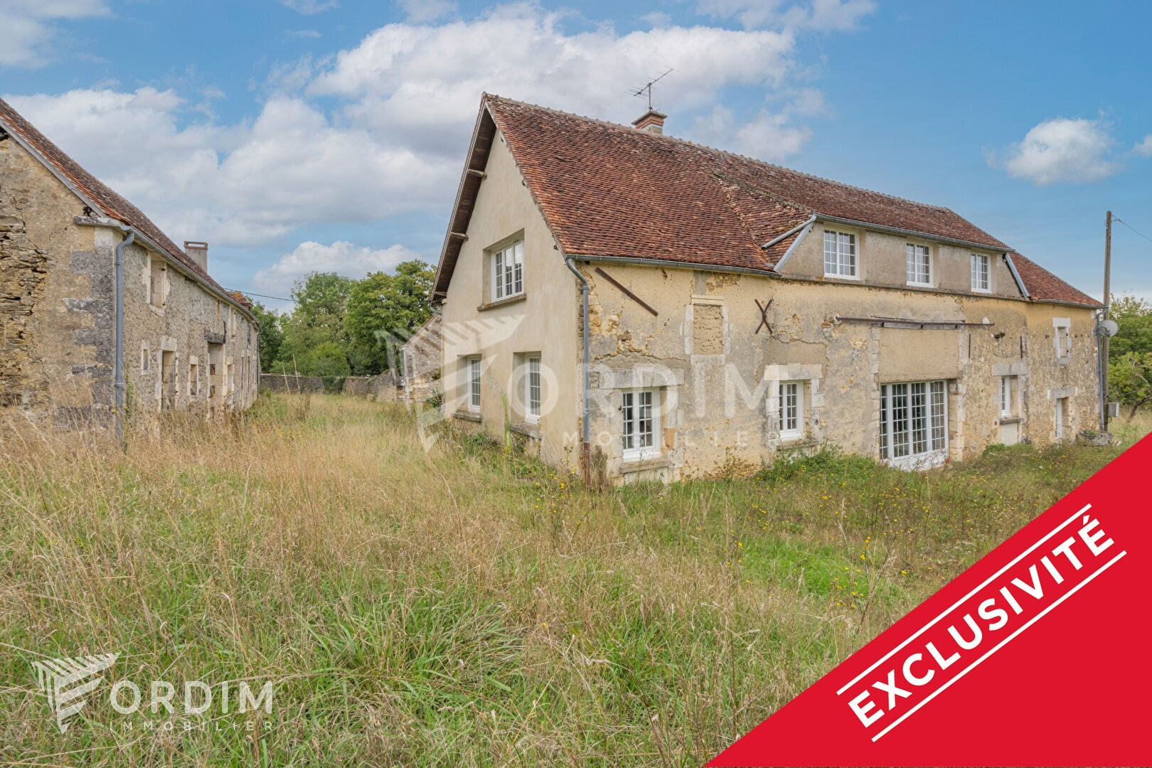 Maison 5 pièces avec grand terrain et dépendances - Fontenoy (proche Toucy & Saint-Sauveur-en-Puisaye)