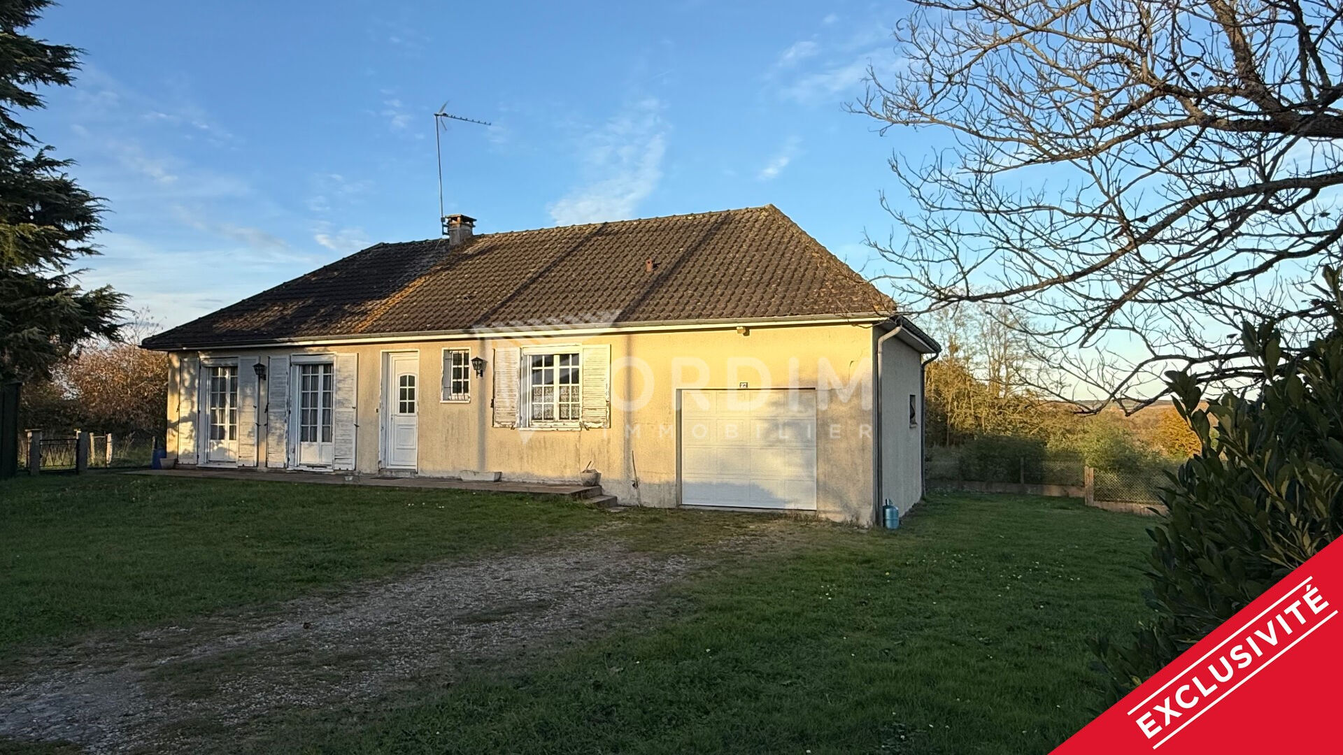 Beaulieu sur loire Pavillon de plain-pied 2 chambres terrain 1445 m²