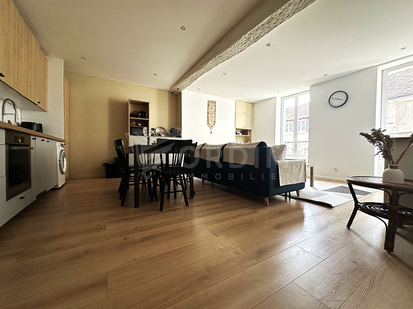 Photo APPARTEMENT JOIGNY image 2/6