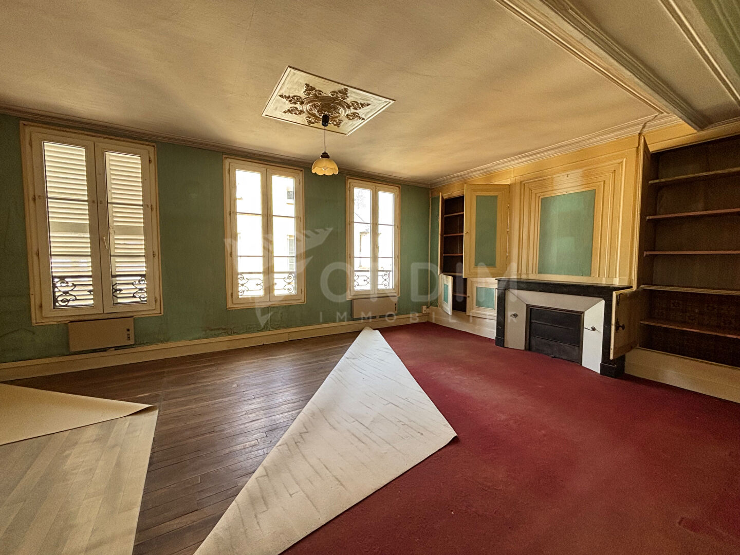 Photo Immeuble Epineuil image 3/6