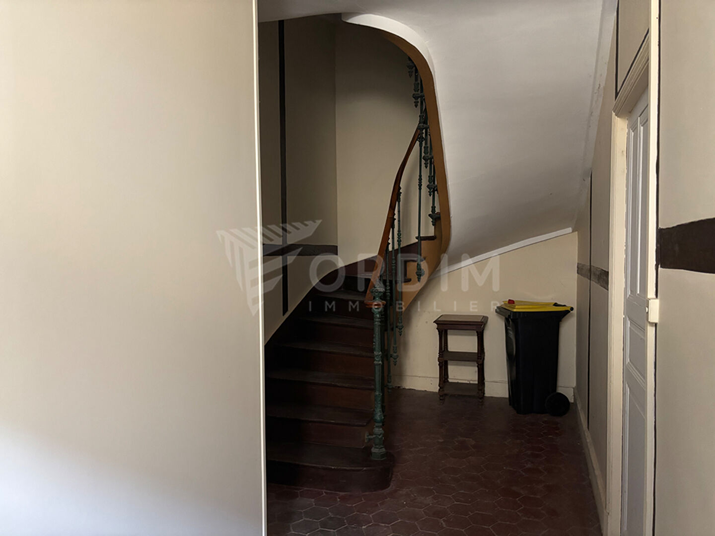 Photo Immeuble Epineuil image 6/6