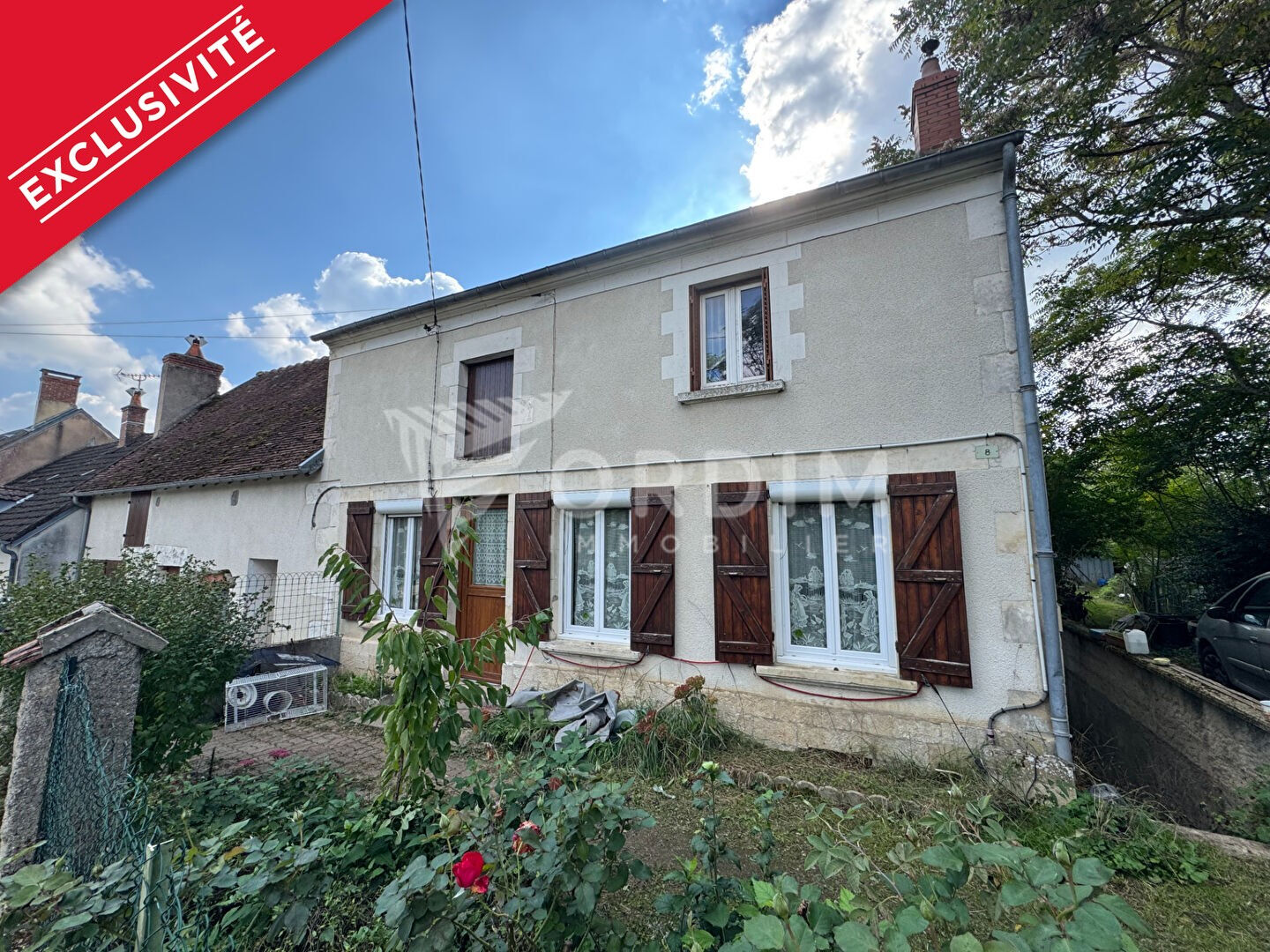 POUILLY Maison ancienne avec 3 chambres sur son terrain de 1472 m²