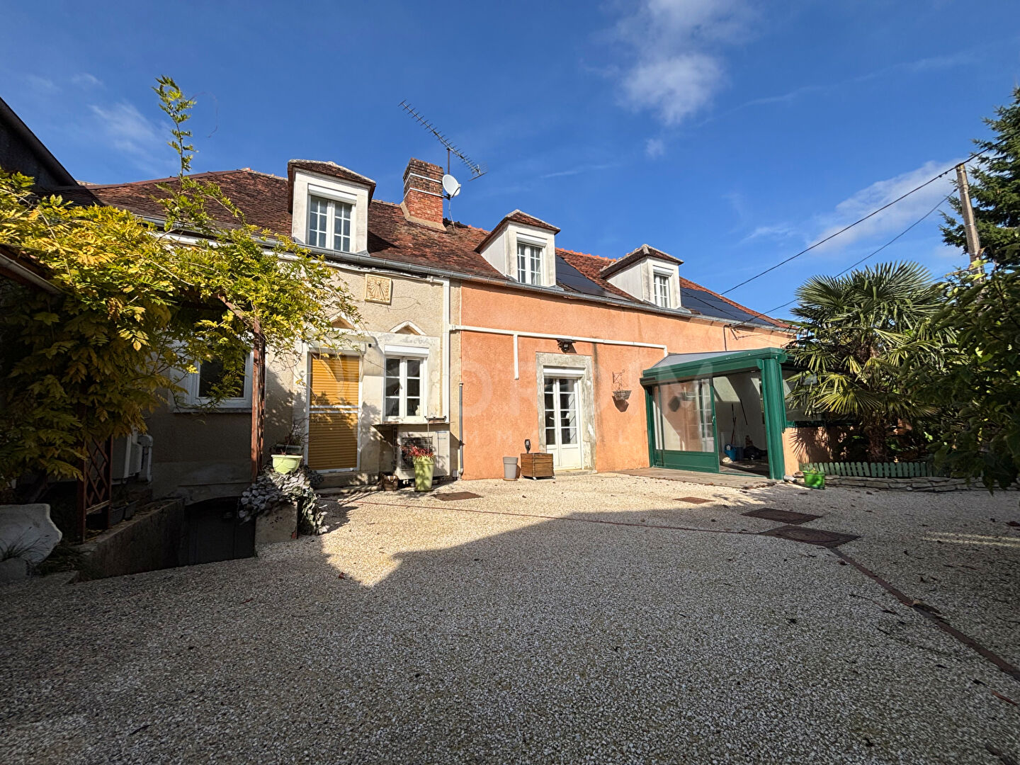 Photo Maison Molosmes image 1/6