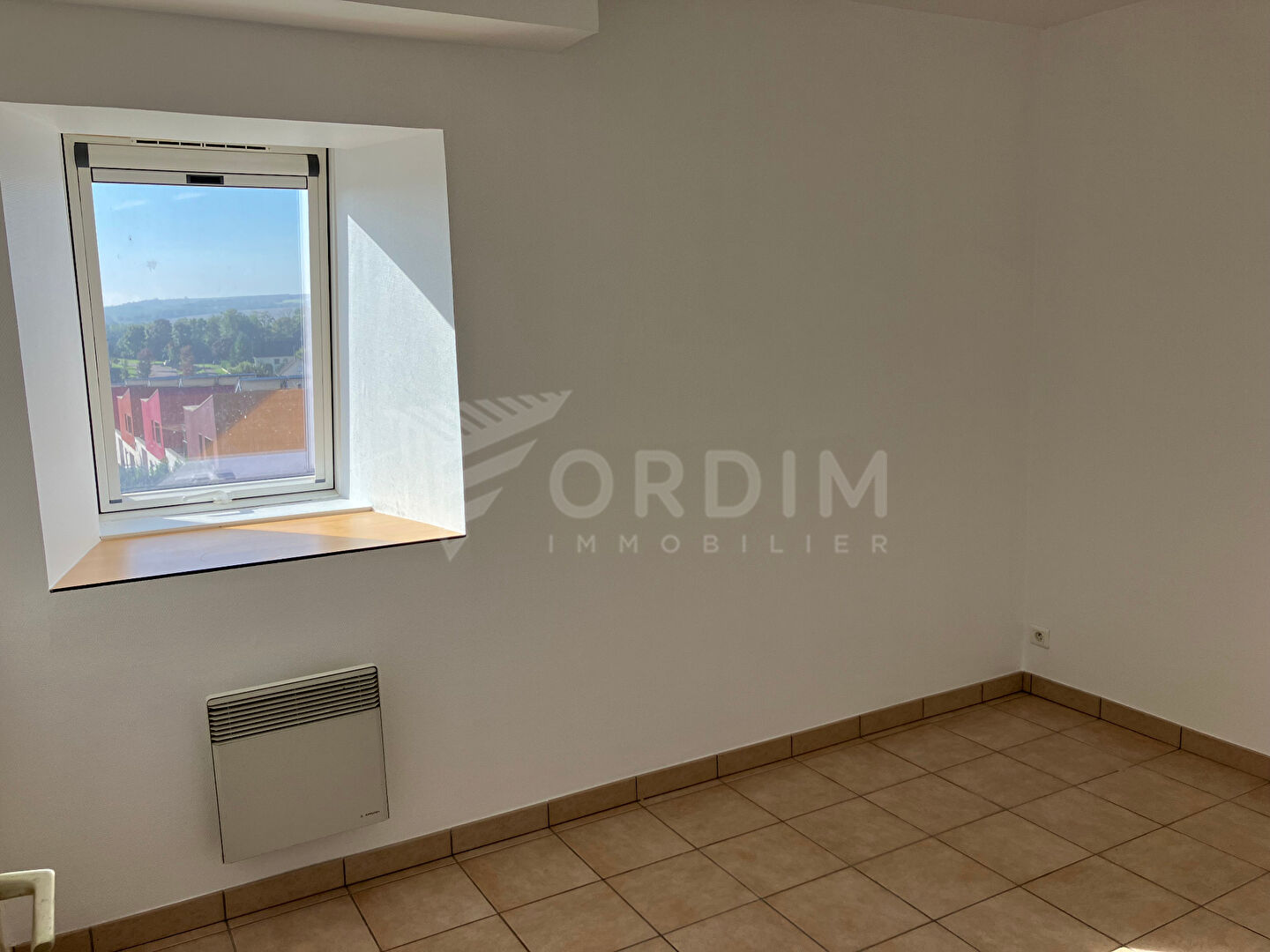 Photo AUXERRE, proche gare, commerces, appartement F3 image 4/6