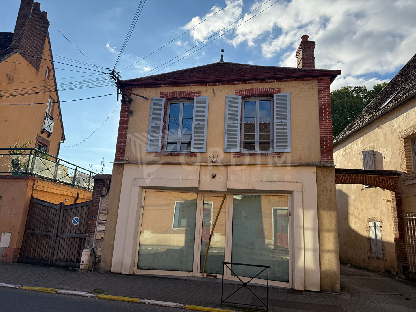 Immeuble Toucy 271 m2