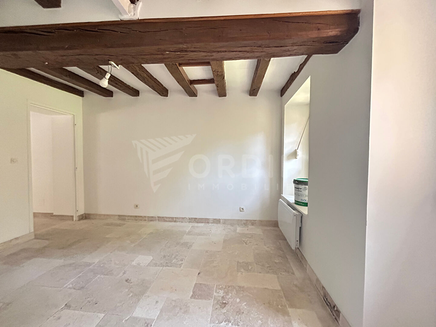 Photo TOUCY , joli appatement F1 de plain-pied image 4/4