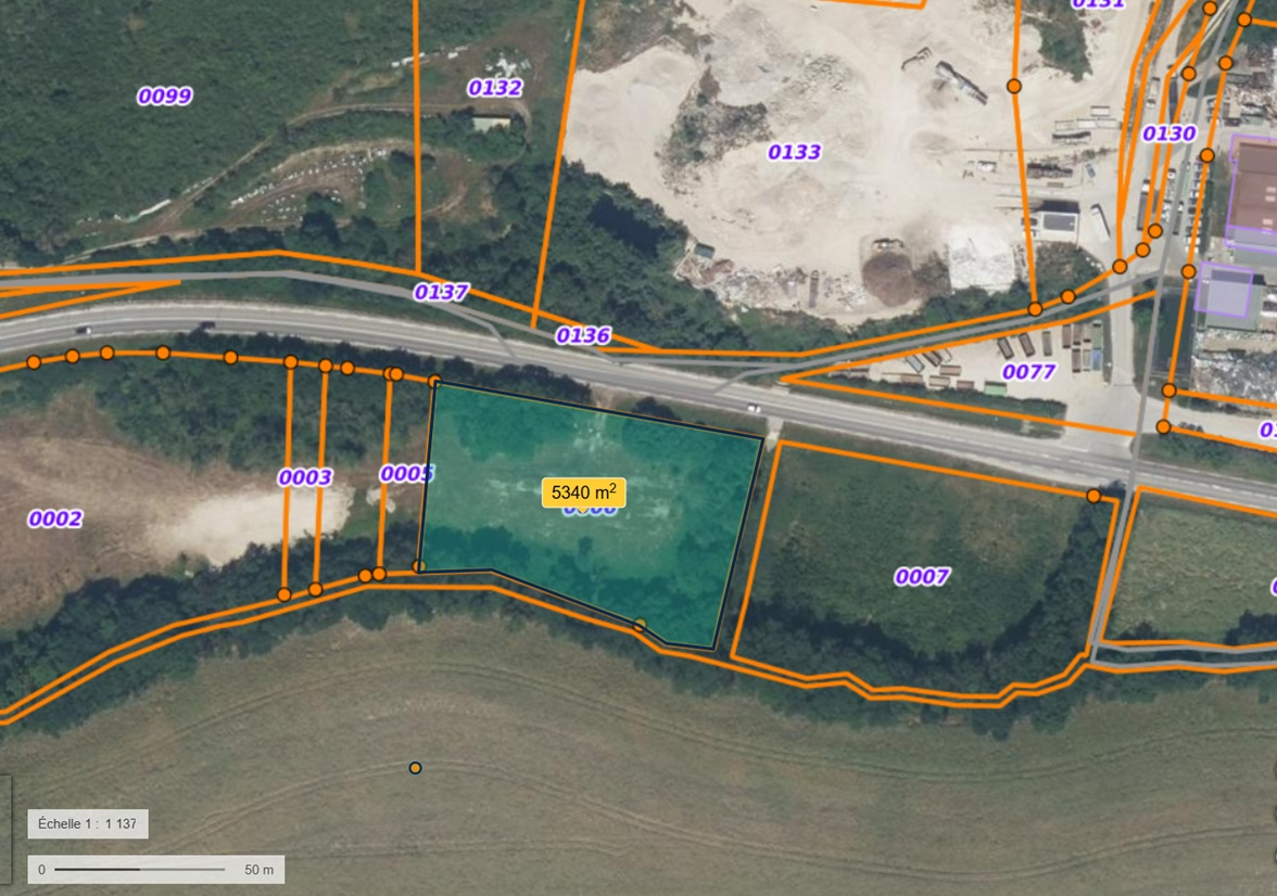 AUXERRE - TERRAIN CONSTRUCTIBLE DE  5.450M² - AXE A6 SUD - LIAISON SUD