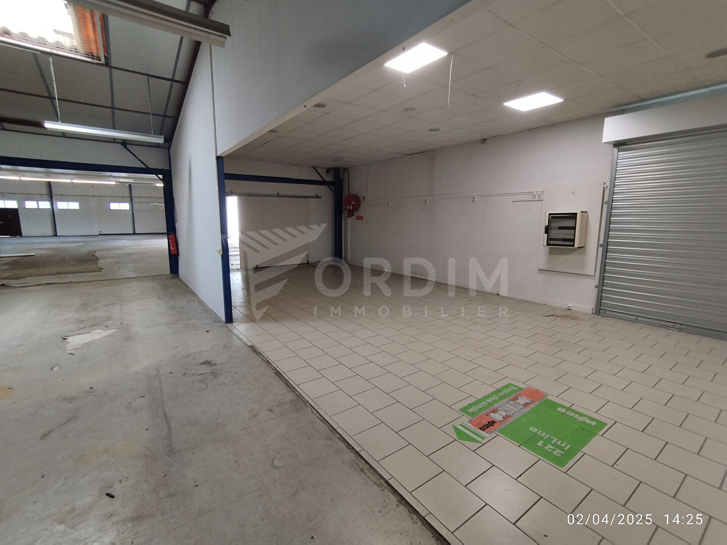 Photo AUXERRE - 73 RUE DE MOULIN DU PRESIDENT - CELLULE COMMERCIALE DE 310M² image 4/6
