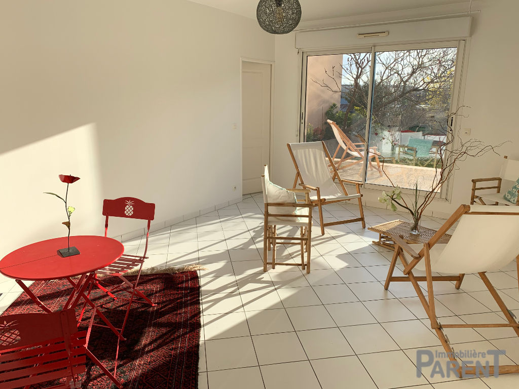 Vente Appartement de 2 pièces 52 m² - ETAMPES 91150 | IMMOBILIÈRE PARENT PARIS 15 - AR photo1