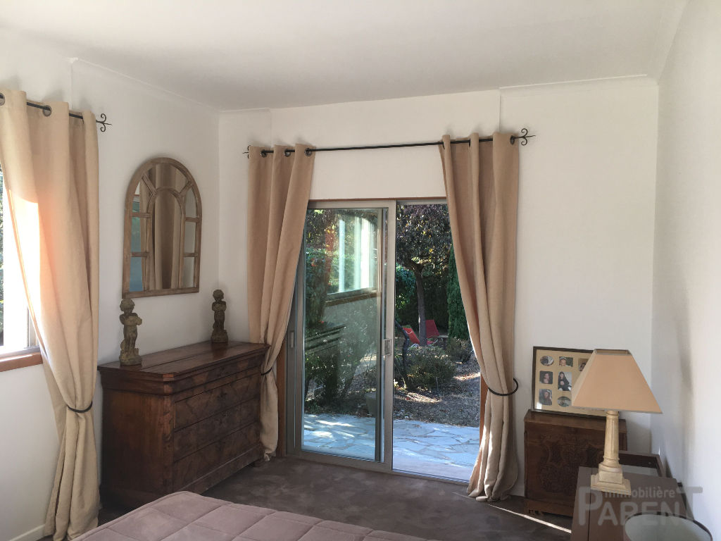 Vente Maison de 6 pièces 165 m² - CHARBONNIERES LES BAINS 69260 | IMMOBILIERE PARENT CHATILLON - AR photo5