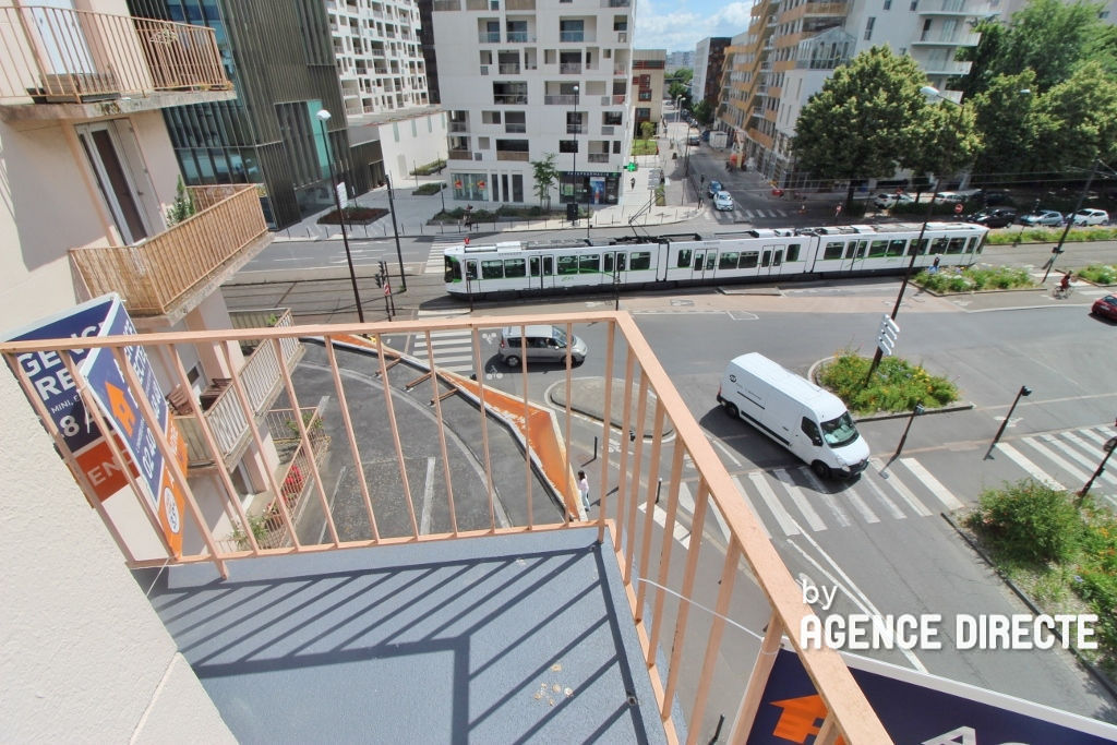 T4 VINCENT GACHE 80 m² ILE DE NANTES - REFAIT A NEUF ET MEUBLE Nantes 44200