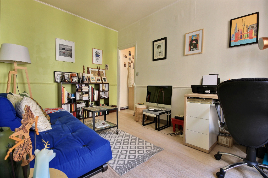 PARIS XI / Rue Jean Pierre Timbaud / 2P 32m² dans l'ancien Paris 75000