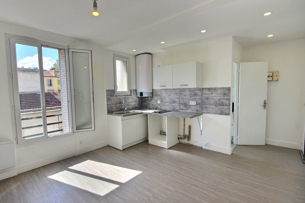 Vente Appartement de 2 pièces 31 m² - PANTIN 93500 | AVL IMMOBILIER HOCHE - AR photo1