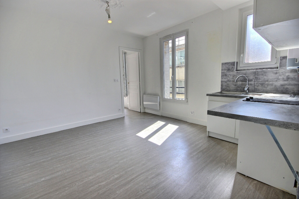 Vente Appartement de 2 pièces 31 m² - PANTIN 93500 | AVL IMMOBILIER HOCHE - AR photo2