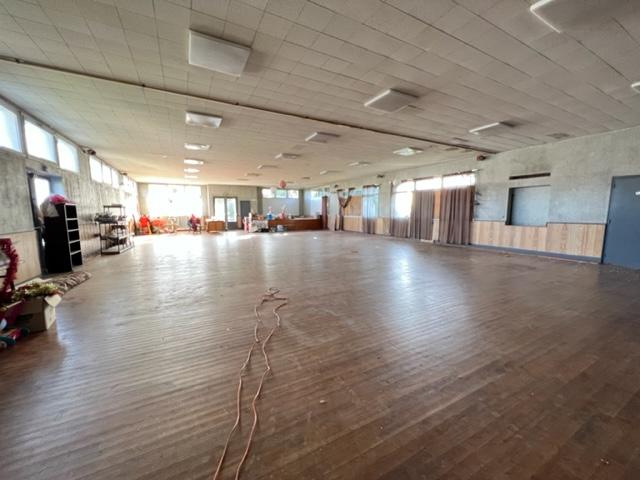 Photo 9 pièces 240m² terrain 2500 m² PIPRIAC image 4/6