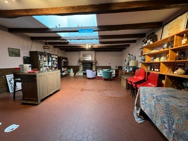 Photo 9 pièces 240m² terrain 2500 m² PIPRIAC image 5/6