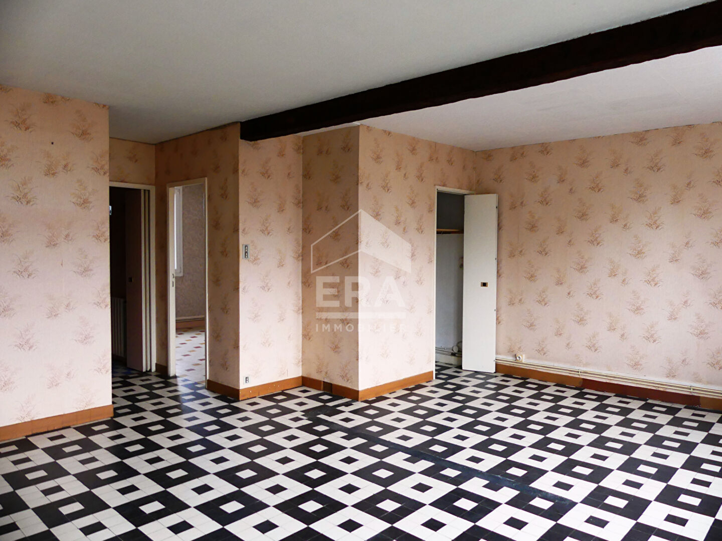 Photo BAGNOLS SUR CEZE APPARTEMENT T4 TRAVERSANT NORD/SUD image 2/6