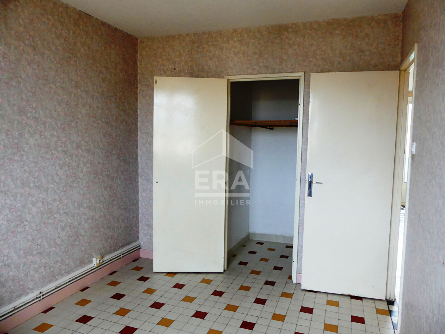 Photo BAGNOLS SUR CEZE APPARTEMENT T4 TRAVERSANT NORD/SUD image 6/6