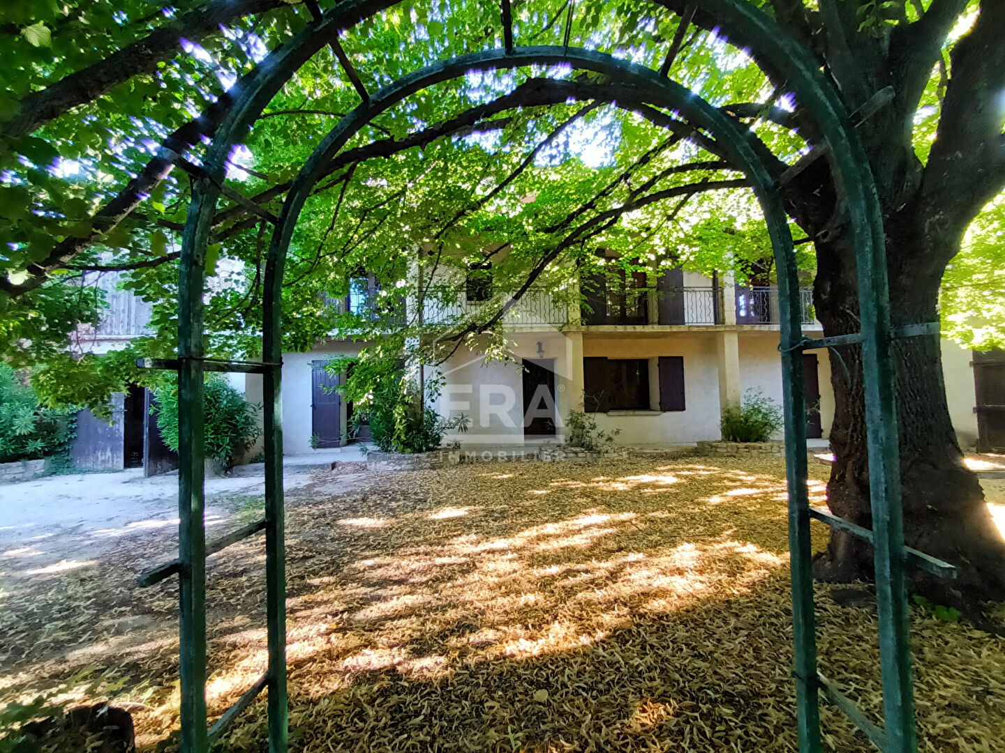 Photo AUTHENTIQUE MAISON EN PIERRE - CAVILLARGUES image 2/6