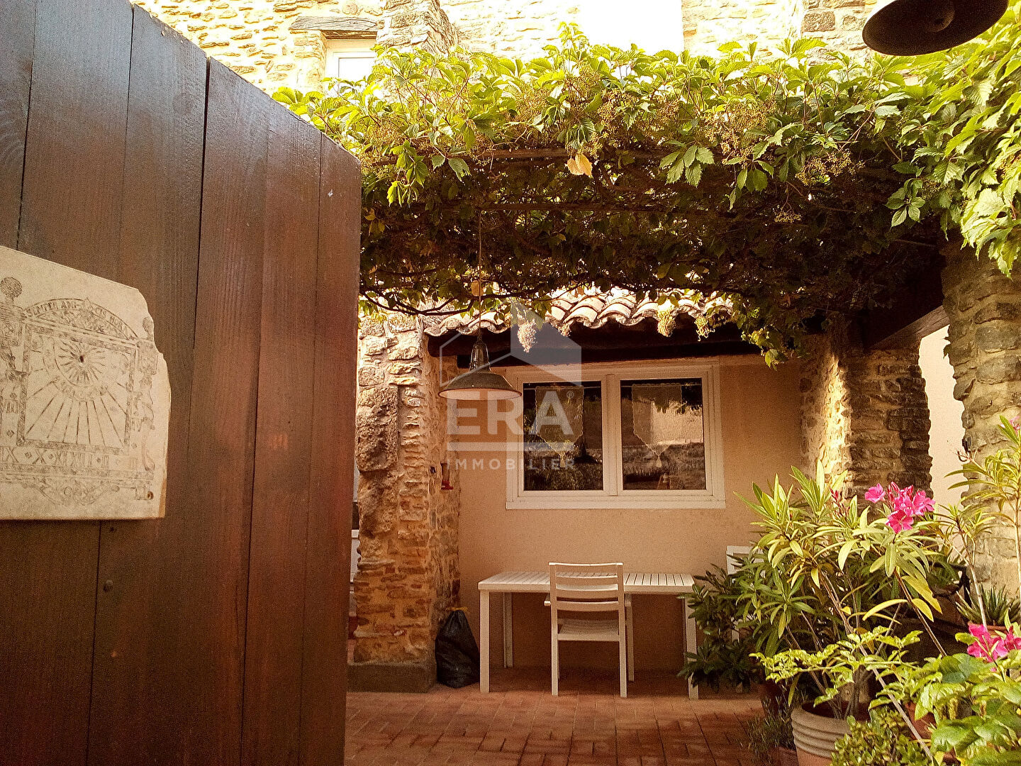 Photo MAISON DE VILLAGE  A CONNAUX image 3/6