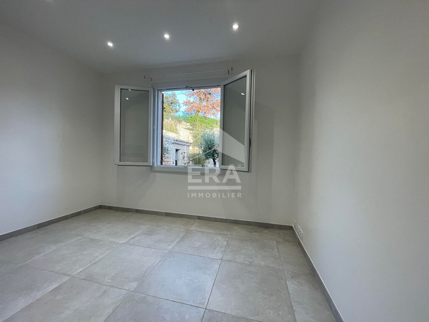 Photo MAISON SAINT MICHEL D'EUZET 4 pièce(s) 91.17 m2 image 4/6