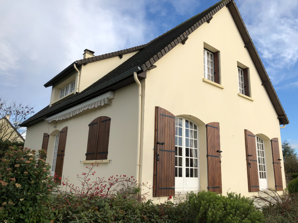 Maison ST MARTIN DE FONTENAY 6 pièce(s) 130.05 m2 Maison ST MARTIN DE FONTENAY 6 pièce(s) 130.05 m2