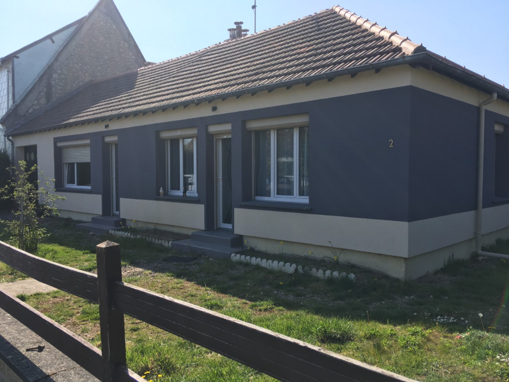 MAISON DE PLAIN PIED CAGNY  BOURG