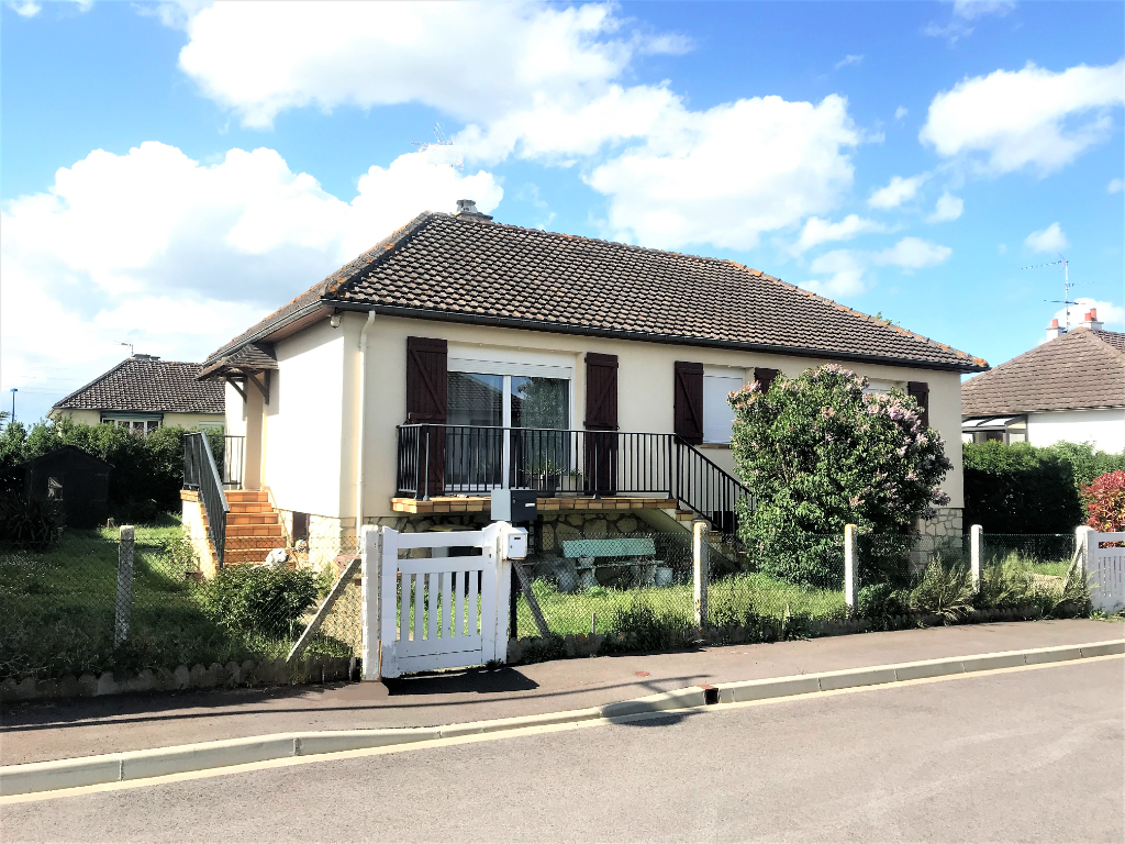 Plain pied, Frenouville, 5 pièces, 89 m2.