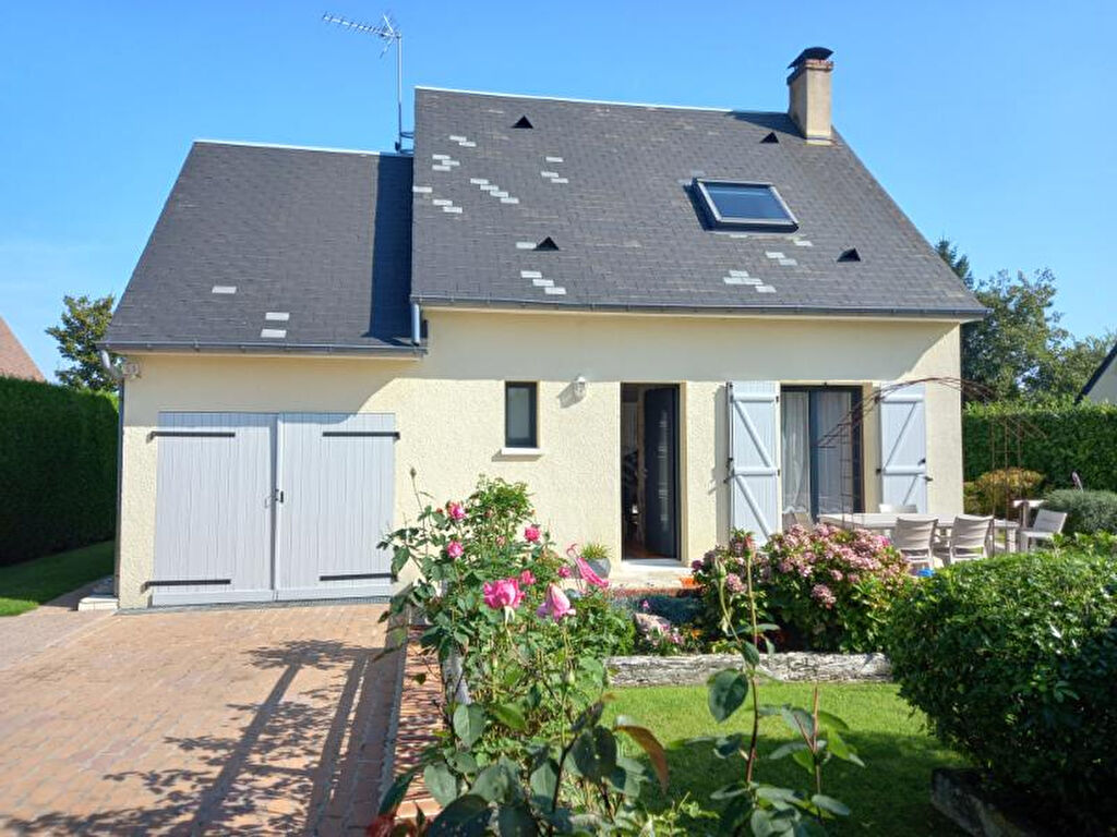 MAISON  SAINT GATIEN DES BOIS  - 4  PP - TERRAIN 967 M²