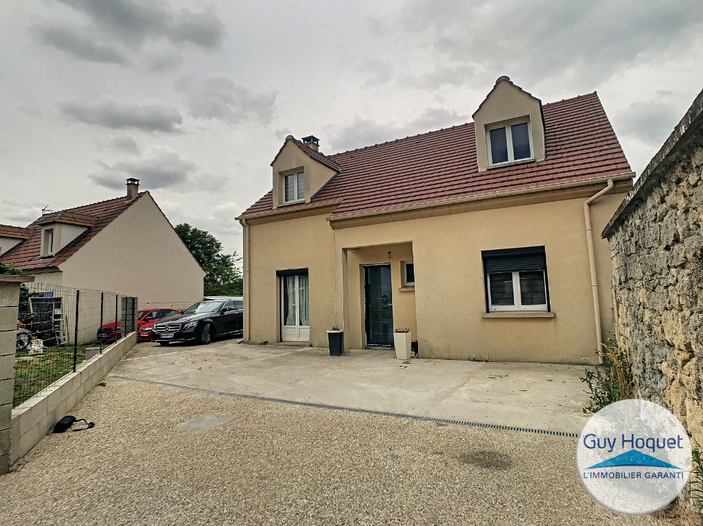 Vente d'une maison 5 pièces (129 m²) à SAINT SAUVEUR
