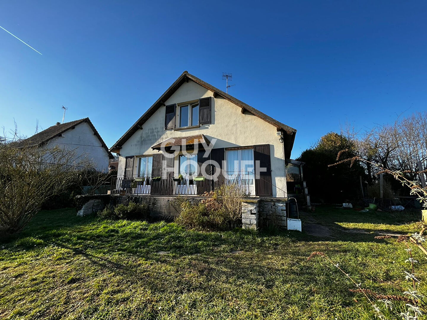 CADRE CHAMPETRE SUR LA COMMUNE PRISEE DE VARANVAL