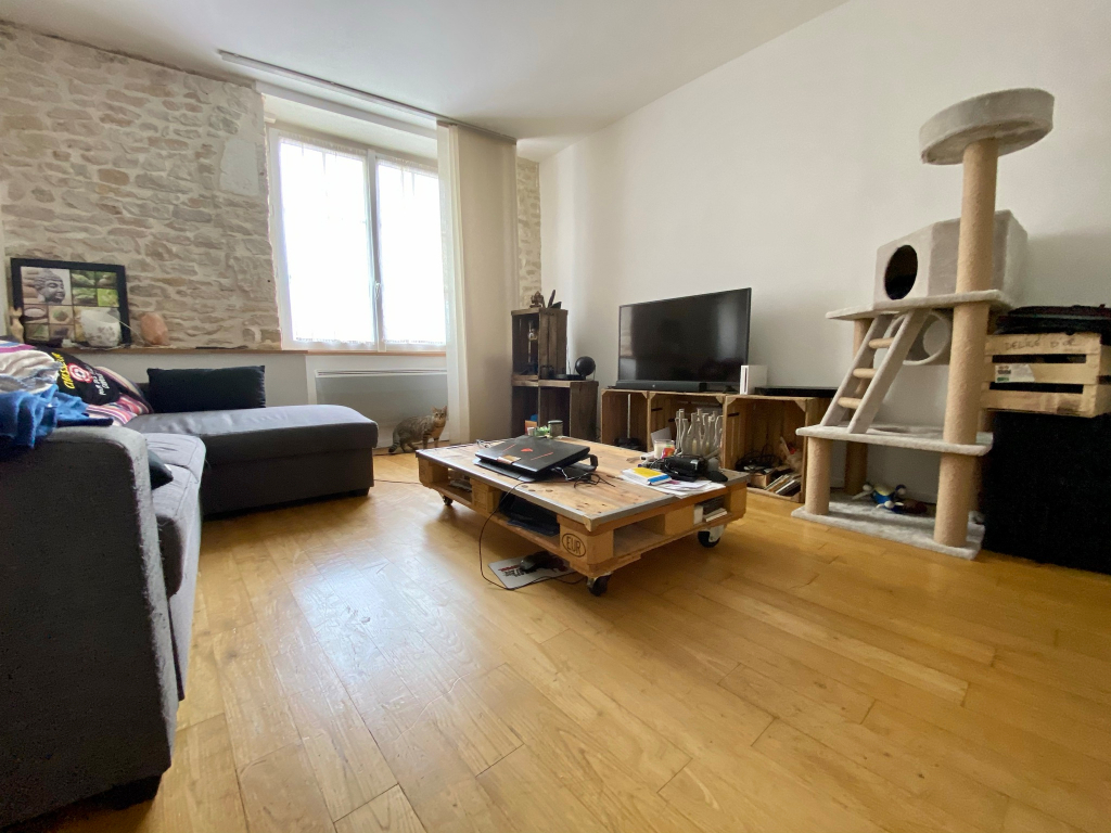 Vente : maison 3 pièces (78 m²) à SAINT JEAN DE LIVERSAY
